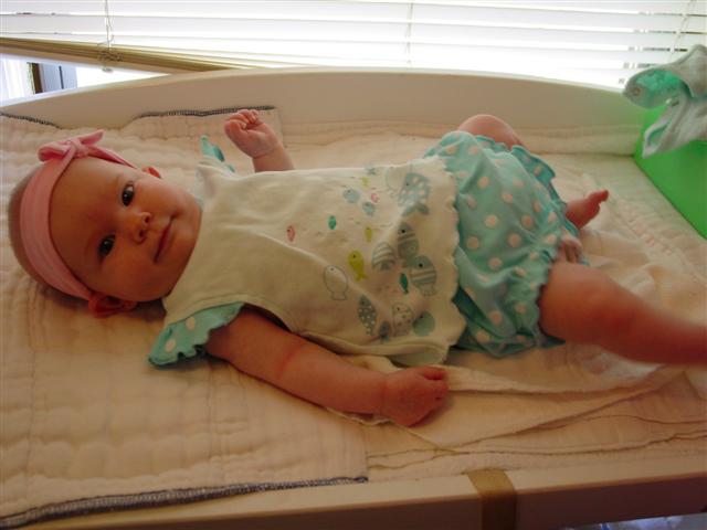 anna-11-weeks-036-small.jpg