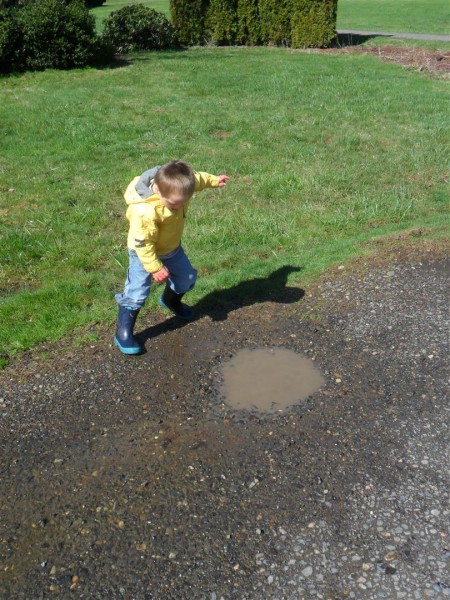 Puddles exponentially increase the amount of time Jordan is happy.