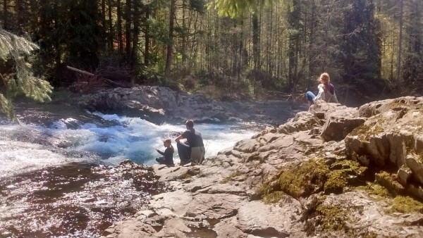 It was a beautiful spot with big flat rocks so we could go out and look at the rapids.