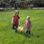 See how grown-up Anna is looking! They both are! This is the egg hunt at Grammy's and it was awesome!